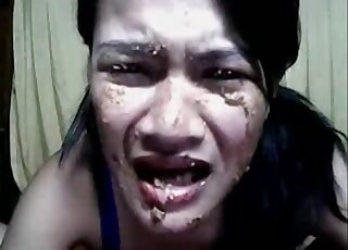 Amateur cam girl from Japan is wearing fishnets